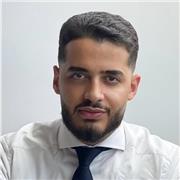 Ex-Analyste financier au sein de la banque Rothschild et diplômé d’un Master en Analyse Financière à l’issue d’un Bac Scientifique (mention très bien). J’ai accompagné durant 5 ans plus de 50 élèves